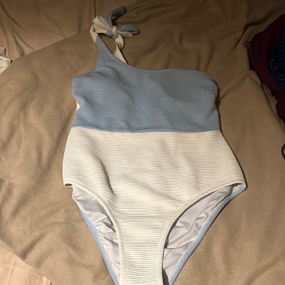 1 piece One shoulder, white and blue ladies  swimsuit sz M padding in bust area